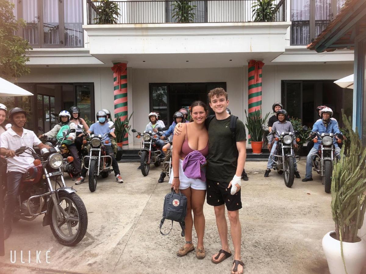 Bed Station Hostel & Pool Bar Hoi An " Former Sunflower" ภายนอก รูปภาพ